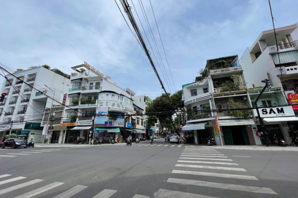 BÁN CĂN GÓC 2 MẶT TIỀN ĐƯỜNG HỒNG BÀNG VÀ NGÔ GIA TỰ NHA TRANG – KHU BÀN CỜ TRUNG TÂM SẦM UẤT – MẶT TIỀN ÔM GÓC RỘNG HƠN 16M GIÁ 14.5 TỶ