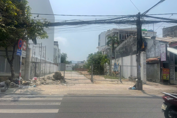 CHO THUÊ NHÀ NGUYÊN CĂN KINH DOANH KHU ĐÔ THỊ VCN PHƯỚC HẢI NHA TRANG – MẶT TIỀN RỘNG LÝ TƯỞNG 10M – DIỆN TÍCH SỬ DỤNG 180M² GIÁ 16 TRIỆU