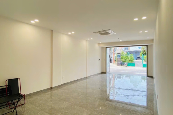CHO THUÊ MẶT BẰNG MỚI XÂY 100% MẶT TIỀN ĐƯỜNG ĐOÀN TRẦN NGHIỆP NHA TRANG – GẦN TRƯỜNG ĐẠI HỌC VÀ BIỂN HÒN CHỒNG GIÁ 13 TRIỆU