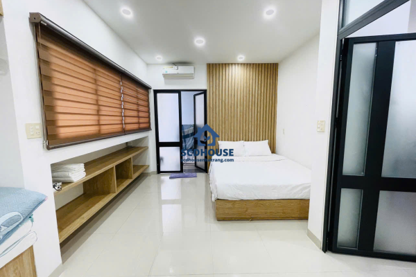 CHO THUÊ VILLA SÂN VƯỜN CAO CẤP TRUNG TÂM THÀNH PHỐ NHA TRANG – THIẾT KẾ 5 PHÒNG NGỦ CÓ HỒ CÁ CHILL – CÁCH BIỂN 1KM GIÁ 35 TRIỆU