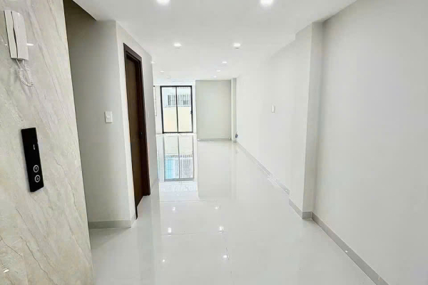 CHO THUÊ MẶT BẰNG TẦNG TRỆT MẶT TIỀN ĐƯỜNG THÍCH QUẢNG ĐỨC KHU ĐÔ THỊ HÀ QUANG 1 NHA TRANG – DIỆN TÍCH 110M² NGANG 5M CÓ HẦM ĐỂ XE GIÁ 18 TRIỆU