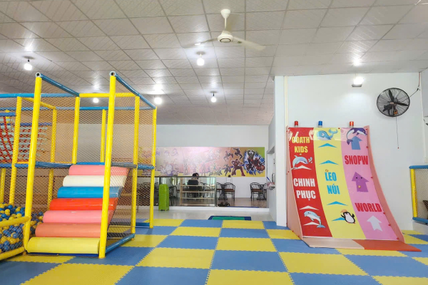SANG NHƯỢNG TỔ HỢP CÀ PHÊ KHU VUI CHƠI VÀ CỤM SÂN PICKLEBALL KHU ĐÔ THỊ VĨNH ĐIỀM TRUNG NHA TRANG – TỔNG DIỆN TÍCH 2000M² GIÁ SANG 1.3 TỶ