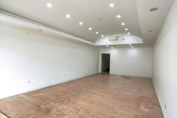 CHO THUÊ GẤP NHÀ NGUYÊN CĂN MẶT TIỀN ĐƯỜNG NGUYỄN THỊ MINH KHAI NHA TRANG – GẦN TRUNG TÂM HỘI NGHỊ ÂU LẠC THỊNH – THIẾT KẾ 2 TẦNG RỘNG 210M² GIÁ 35 TRIỆU