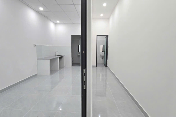 CHO THUÊ NHÀ NGUYÊN CĂN MẶT TIỀN ĐƯỜNG TÔ HIẾN THÀNH PHƯỜNG TÂN LẬP NHA TRANG – KHOẢNG CÁCH 2 PHÚT RA BIỂN TRẦN PHÚ – KHU PHỐ DU LỊCH HÀN QUỐC DẠO PHỐ SẦM UẤT GIÁ 70 TRIỆU