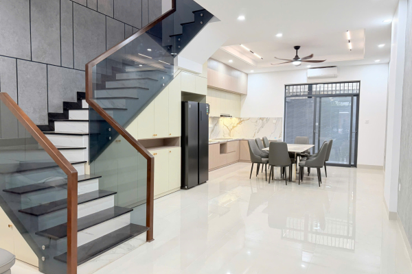 CHO THUÊ NHÀ NGUYÊN CĂN 3,5 TẦNG FULL NỘI THẤT MỚI ĐƯỜNG SỐ 94 KHU ĐÔ THỊ MỸ GIA GÓI 5 NHA TRANG – DIỆN TÍCH 100M² GẦN CÔNG VIÊN BỜ SÔNG MÁT MẼ GIÁ 25 TRIỆU