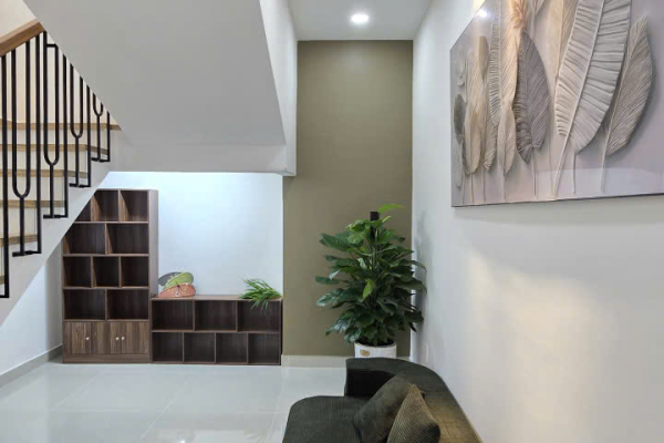 BÁN NHÀ MỚI 3 TẦNG ĐẸP LÔ GÓC MẶT TIỀN SỐ 56 ĐỒNG NAI NHA TRANG – SÁT TRỤC TỐ HỮU – DIỆN TÍCH 90M² NGANG 5,3M HƯỚNG ĐÔNG FULL NỘI THẤT GIÁ 11,9 TỶ