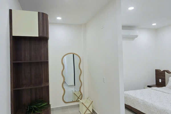 BÁN NHÀ MỚI 3 TẦNG ĐẸP LÔ GÓC MẶT TIỀN SỐ 56 ĐỒNG NAI NHA TRANG – SÁT TRỤC TỐ HỮU – DIỆN TÍCH 90M² NGANG 5,3M HƯỚNG ĐÔNG FULL NỘI THẤT GIÁ 11,9 TỶ