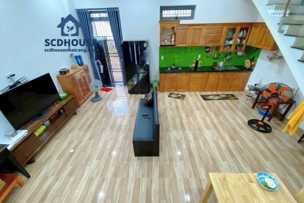 CHO THUÊ BIỆT THỰ NGHỈ DƯỠNG CÓ HỒ BƠI RIÊNG VIEW SÔNG CỒN NGỌC THẢO PHƯỜNG NGỌC HIỆP NHA TRANG – DIỆN TÍCH 280M² NỘI THẤT ĐẸP GIÁ 15 TRIỆU