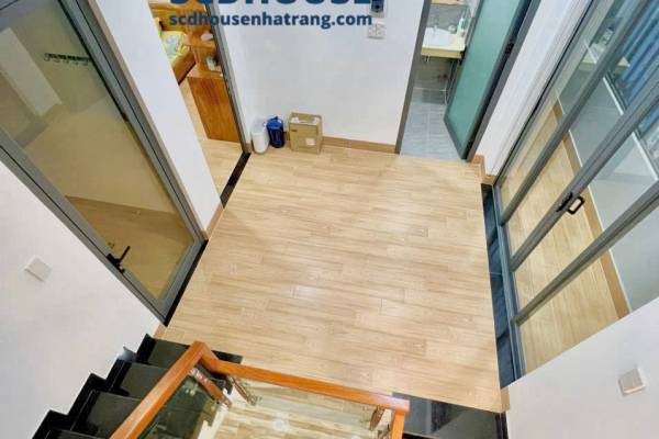 CHO THUÊ BIỆT THỰ NGHỈ DƯỠNG CÓ HỒ BƠI RIÊNG VIEW SÔNG CỒN NGỌC THẢO PHƯỜNG NGỌC HIỆP NHA TRANG – DIỆN TÍCH 280M² NỘI THẤT ĐẸP GIÁ 15 TRIỆU