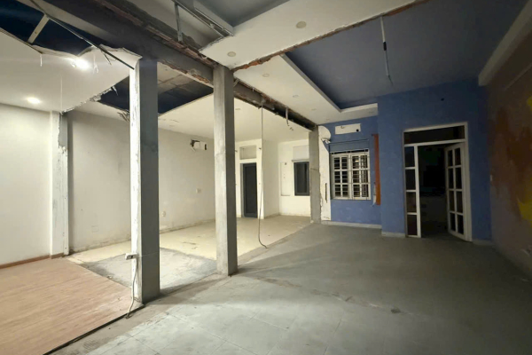 CHO THUÊ TÒA NHÀ 3 TẦNG MẶT TIỀN KHU PHỐ HÀN TRUNG TÂM NHA TRANG – DIỆN TÍCH SÀN 540M² NGANG 8M KINH DOANH TỰ DO SẴN NỘI THẤT SHOP SPA GIÁ 90 TRIỆU