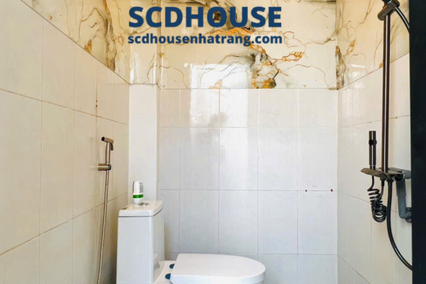 CHO THUÊ HOMESTAY MỚI ĐẸP FULL NỘI THẤT ĐƯỜNG PHONG CHÂU TRUNG TÂM NHA TRANG – ĐƯỜNG NHỰA 13M CÁCH BIỂN 2KM – 2 PHÒNG NGỦ 2 WC GIÁ 18 TRIỆU/THÁNG
