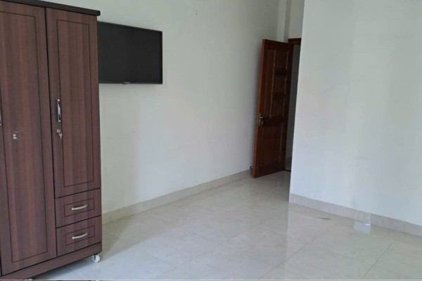 CHO THUÊ NHÀ NGUYÊN CĂN 3 TẦNG MẶT TIỀN ĐƯỜNG LAM SƠN TRUNG TÂM NHA TRANG – DIỆN TÍCH SỬ DỤNG 182M² NGANG 4M 4 PHÒNG MÁY LẠNH PHÙ HỢP KINH DOANH SPA VĂN PHÒNG GIÁ 20 TRIỆU/THÁNG
