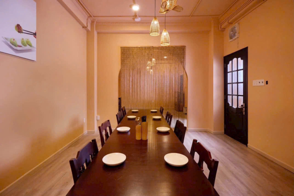 SANG GẤP NHÀ HÀNG 3 TẦNG ĐẦY ĐỦ NỘI THẤT CÓ THANG MÁY GẦN GA NHA TRANG TRUNG TÂM PHƯỜNG PHƯƠNG SẠI – MẶT TIỀN 7M NỞ HẬU DIỆN TÍCH 128M²/SÀN HỆ THỐNG PCCC CHUẨN GIÁ SANG CHỈ 450 TRIỆU