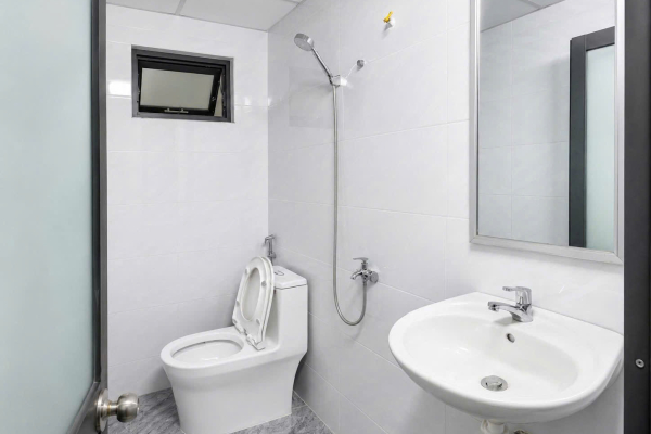 CHO THUÊ NHÀ PHỐ 1 TRỆT 2 LẦU MẶT TIỀN ĐƯỜNG 20M PHƯỜNG PHƯỚC HÒA NHA TRANG – TỔNG DIỆN TÍCH SỬ DỤNG 172,8M² GẦN BIỂN VÀ PHỐ TÂY CHO KINH DOANH TỰ DO GIÁ 25 TRIỆU/THÁNG