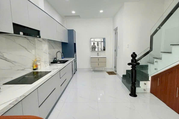 BÁN NHÀ MỚI 3 TẦNG MẶT TIỀN ĐƯỜNG TRẦN THỊ TÍNH NHA TRANG – DIỆN TÍCH SÀN 153,4M² FULL NỘI THẤT CAO CẤP CÓ 4 PHÒNG NGỦ SÂN ĐỖ Ô TÔ VÀ SÂN THƯỢNG THOÁNG MÁT SỔ HỒNG CHUẨN CHỈNH GIÁ 7,5 TỶ