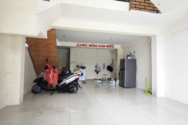 CHO THUÊ NHÀ MẶT TIỀN 6 TẦNG TRUNG TÂM NHA TRANG – CẠNH NGÃ 6 NHA TRANG SẦM UẤT – DIỆN TÍCH SỬ DỤNG 342M² MẶT TIỀN 5M RỘNG RÃI PHÙ HỢP KINH DOANH SPA SHOWROOM VĂN PHÒNG GIÁ 40 TRIỆU/THÁN