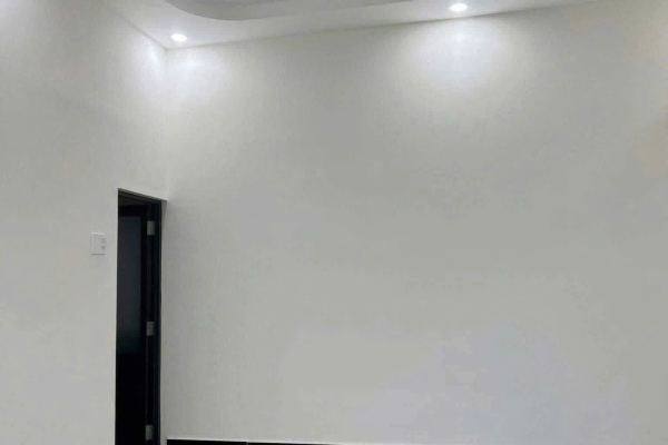 CHO THUÊ NHÀ PHỐ 3 TẦNG ĐƯỜNG CỔ LOA TRUNG TÂM KHU BÀN CỜ NHA TRANG – CẠNH TRƯỜNG ÂU CƠ VÀ CHỢ – DIỆN TÍCH 53M² (NGANG 4M) ĐƯỜNG RỘNG 13M KẾT CẤU 4 PHÒNG NGỦ KHÉP KÍN THÍCH HỢP MỞ VĂN PHÒNG SPA DẠY HỌC GIÁ 13 TRIỆU/THÁNG