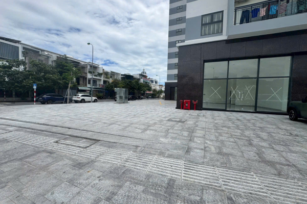 CHO THUÊ LÔ GÓC SHOPHOUSE TÒA CCU01 KHU ĐÔ THỊ AN BÌNH TÂN NHA TRANG – VỊ TRÍ SIÊU ĐẮT GIÁ 2 MẶT THOÁNG – VỈA HÈ RỘNG MÊNH MÔNG – DIỆN TÍCH 13,5M X 8M – GIÁ CỰC RẺ CHỈ 25 TRIỆU/THÁNG