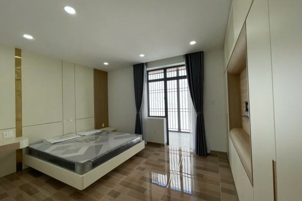 LUXURY 4-BEDROOM HOUSE FOR LEASE IN MY GIA PACK 5 NHA TRANG - OPPOSITE PARK & NEAR QUAN TRUONG RIVER - EQUIPPED WITH ELEVATOR & HIGH-END FULL FURNITURE - 270 SQM USABLE AREA - RENT 45M VND/MONTH