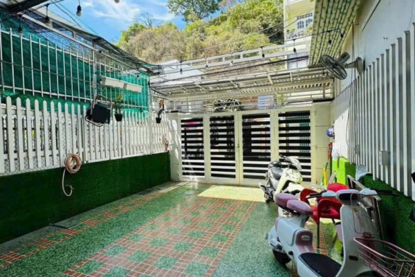 CHO THUÊ NHÀ MẶT TIỀN PHƯỜNG SÀI, NHA TRANG – 130M², GIÁ 17 TRIỆU/THÁNG