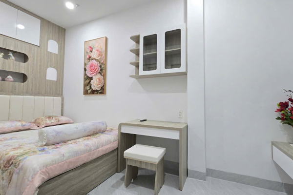 BÁN NHÀ NGUYÊN CĂN NHA TRANG – NHÀ 4 TẦNG HƯƠNG SƠN, CÓ THANG MÁY, GARA Ô TÔ