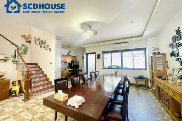 CHO THUÊ NHÀ MỸ GIA NHA TRANG – BIỆT THỰ CĂN GÓC 3 TẦNG, 4 PHÒNG NGỦ, GIÁ 30 TRIỆU/THÁNG