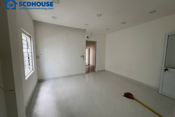 CHO THUÊ NHÀ NGUYÊN CĂN MẶT TIỀN BẠCH ĐẰNG – KHU BÀN CỜ, NHA TRANG