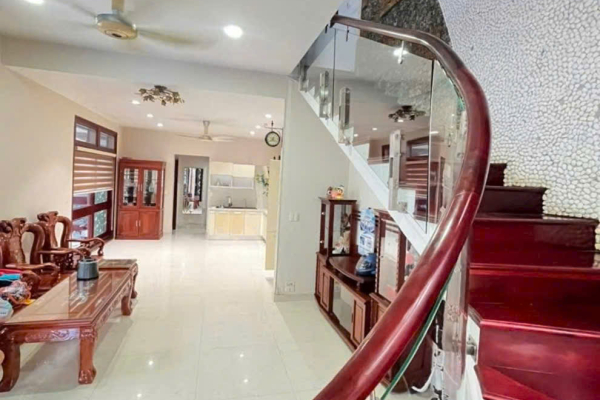 CHO THUÊ NHÀ MẶT TIỀN NGÔ ĐỨC KẾ NHA TRANG – KHU BÀN CỜ, 161M², GIÁ 40 TRIỆU/THÁNG