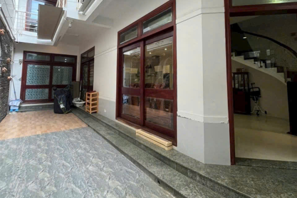 CHO THUÊ NHÀ MẶT TIỀN NGÔ ĐỨC KẾ NHA TRANG – KHU BÀN CỜ, 161M², GIÁ 40 TRIỆU/THÁNG
