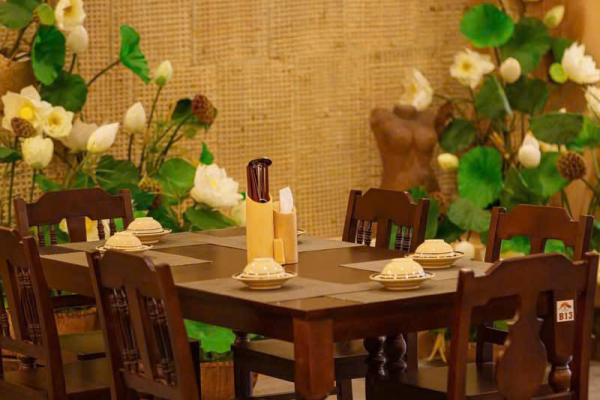CHO THUÊ NHÀ NGUYÊN CĂN BÀ TRIỆU NHA TRANG – 4 TẦNG, CÓ THANG MÁY, GIÁ TỪ 35 TRIỆU/THÁNG