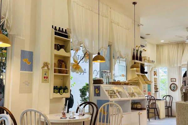 SANG QUÁN CAFE NHA TRANG – DIỆN TÍCH 700M², SANG TOÀN BỘ THIẾT BỊ & DECOR, GIÁ 950 TRIỆU
