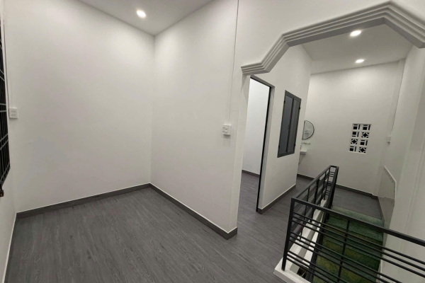 BÁN NHÀ NGUYÊN CĂN 2 TẦNG MẶT TIỀN NGÔ ĐẾN, NHA TRANG – GIÁ 2,35 TỶ