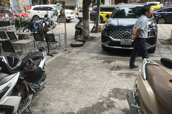 Mặt Bằng Nha Trang – Cho Thuê Cửa Hàng Mặt Đường Dã Tượng Giá 10 Triệu/Tháng