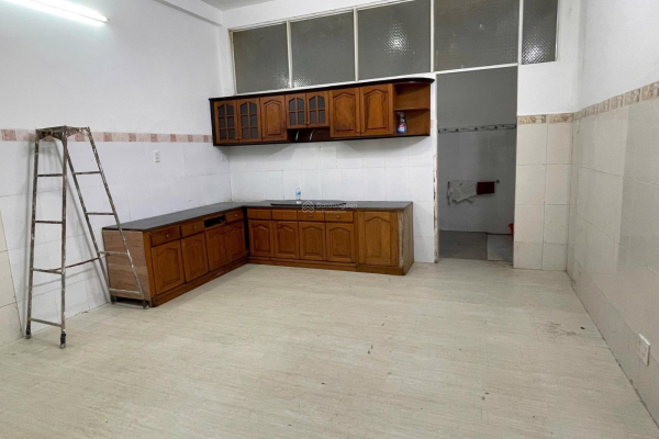 CHO THUÊ TÒA NHÀ 4 TẦNG MẶT TIỀN ĐƯỜNG LÊ ĐẠI HÀNH KHU BÀN CỜ TRUNG TÂM NHA TRANG – DIỆN TÍCH 117M² NGANG 4,7M THÍCH HỢP MỞ SPA PHÒNG KHÁM VĂN PHÒNG GIÁ 30 TRIỆU