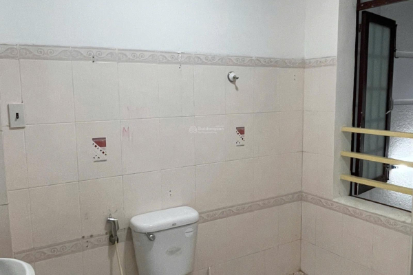 CHO THUÊ TÒA NHÀ 4 TẦNG MẶT TIỀN ĐƯỜNG LÊ ĐẠI HÀNH KHU BÀN CỜ TRUNG TÂM NHA TRANG – DIỆN TÍCH 117M² NGANG 4,7M THÍCH HỢP MỞ SPA PHÒNG KHÁM VĂN PHÒNG GIÁ 30 TRIỆU