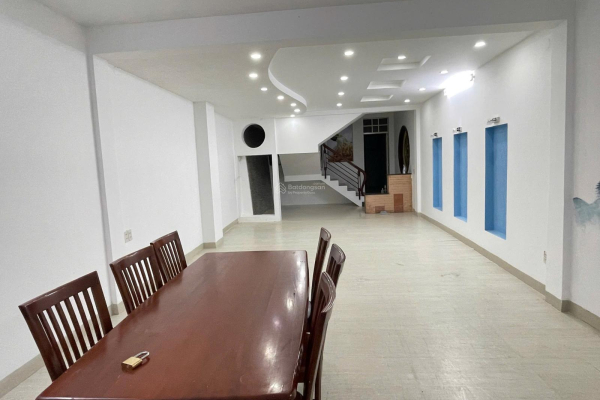 CHO THUÊ TÒA NHÀ 4 TẦNG MẶT TIỀN ĐƯỜNG LÊ ĐẠI HÀNH KHU BÀN CỜ TRUNG TÂM NHA TRANG – DIỆN TÍCH 117M² NGANG 4,7M THÍCH HỢP MỞ SPA PHÒNG KHÁM VĂN PHÒNG GIÁ 30 TRIỆU