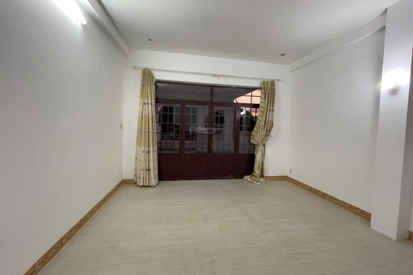 CHO THUÊ TÒA NHÀ 4 TẦNG MẶT TIỀN ĐƯỜNG LÊ ĐẠI HÀNH KHU BÀN CỜ TRUNG TÂM NHA TRANG – DIỆN TÍCH 117M² NGANG 4,7M THÍCH HỢP MỞ SPA PHÒNG KHÁM VĂN PHÒNG GIÁ 30 TRIỆU