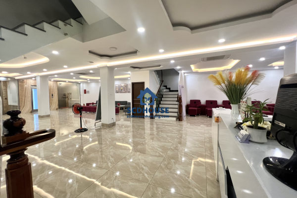 CHO THUÊ TÒA NHÀ KINH DOANH SIÊU RỘNG 15 PHÒNG CÓ HẦM MẶT TIỀN ĐƯỜNG KHU ĐÔ THỊ HÀ QUANG 2 NHA TRANG – DIỆN TÍCH SÀN 235M² NGANG 10M GIÁ 100 TRIỆU