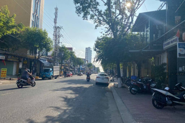 CHO THUÊ NHÀ 55 ĐIỆN BIÊN PHỦ NHA TRANG – 2 TẦNG, GIÁ 15 TRIỆU/THÁNG