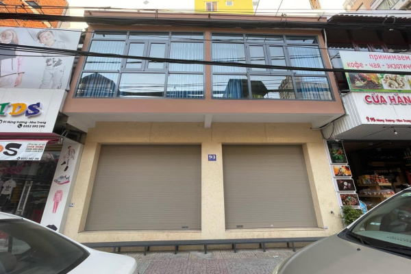 CHO THUÊ MẶT BẰNG KHU PHỐ TÂY NHA TRANG – MẶT TIỀN HÙNG VƯƠNG NGANG 8M, GIÁ 50 TRIỆU/THÁNG