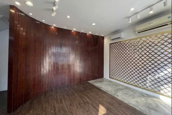 CHO THUÊ TÒA NHÀ MẶT TIỀN HOÀNH TRÁNG PHỐ TÂY / PHỐ HÀN ĐI BỘ NHA TRANG – GẦN TÔ HIẾN THÀNH – MẶT TIỀN 10M CỰC HIẾM – DIỆN TÍCH 87M² × 3 TẦNG – GIÁ 60 TRIỆU/THÁNG
