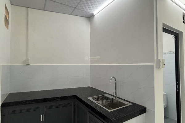 THUÊ NHÀ NGUYÊN CĂN NHA TRANG GIÁ 3 TRIỆU/THÁNG – HẺM 41 LANG LIÊU