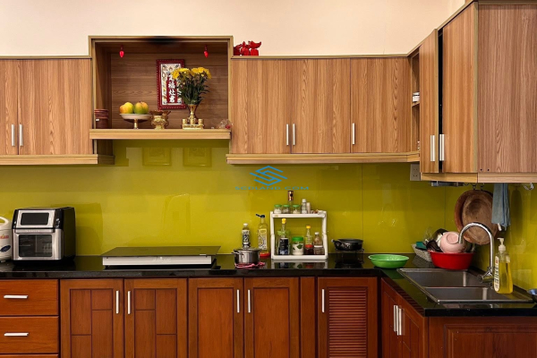 [GIÁ SIÊU TỐT] NHÀ 5 TẦNG MẶT TIỀN VẠN THẠNH – 325M² SÀN – THIẾT KẾ THÔNG SUỐT – 39 TRIỆU THÁNG