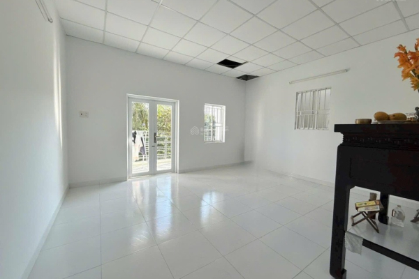 Thuê Nhà Gần Chợ Nha Trang – Nhà 2 Tầng Ngọc Hiệp Giá 8 Triệu