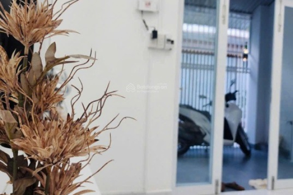 BÁN NHÀ PHỐ TÂN THÀNH BẮC NHA TRANG – DIỆN TÍCH 62M² TẶNG FULL NỘI THẤT CAO CẤP – SỔ HỒNG SANG TÊN NGAY GIÁ 2 TỶ 500 TRIỆU