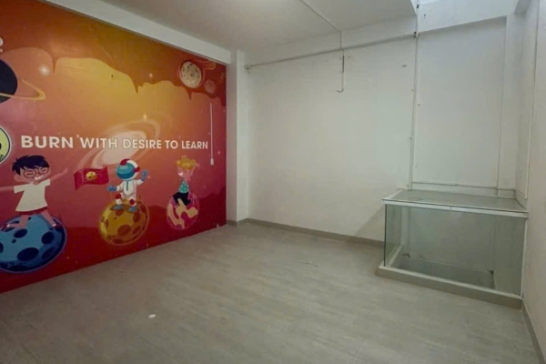 CHO THUÊ NHÀ NGUYÊN CĂN 3 TẦNG SÂN THƯỜNG MẶT TIỀN ĐƯỜNG PHONG CHÂU NHA TRANG – DIỆN TÍCH 100M² 7 PHÒNG NGỦ PHÙ HỢP LÀM VĂN PHÒNG SPA TRUNG TÂM DẠY HỌC GIÁ 22 TRIỆU/THÁNG