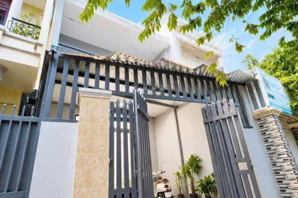 Thuê Nhà Gần Chợ Nha Trang – Nhà 2 Tầng Ngọc Hiệp Giá 8 Triệu