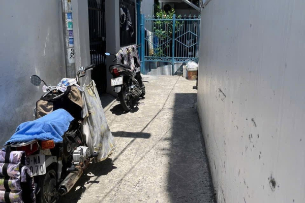 BÁN NHÀ CẤP 4 NGUYỄN HỮU HUÂN NHA TRANG – TRUNG TÂM PHỐ BIỂN – CÁCH THÁP TRẦM HƯƠNG VÀI TRĂM MÉT – GIÁ 3 TỶ 600 TRIỆU BAO THUẾ