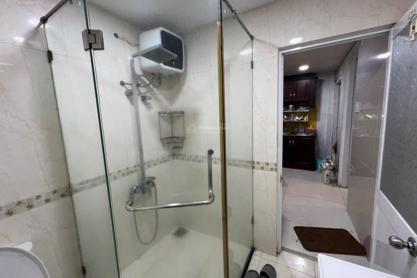 CHO THUÊ NHÀ NGUYÊN CĂN ĐỂ BUÔN BÁN – MẶT TIỀN KHU BÀN CỜ, PHƯỚC TIẾN, NHA TRANG | 22 TRIỆU/THÁNG