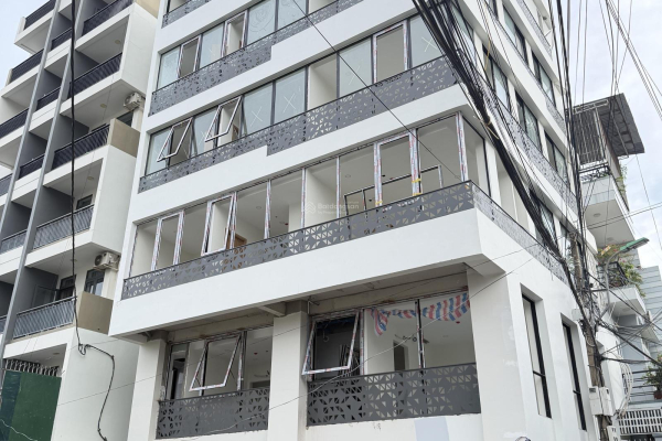 BÁN KHÁCH SẠN NHA TRANG – TÒA CĂN HỘ 7 TẦNG CÁCH BIỂN HÒN CHỒNG 300M